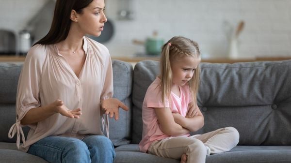 con bướng không nghe lời