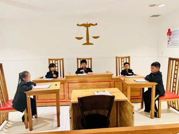 Tại Vietopia các em sẽ được nhập vai vào hơn 50 nghề nghiệp khác nhau