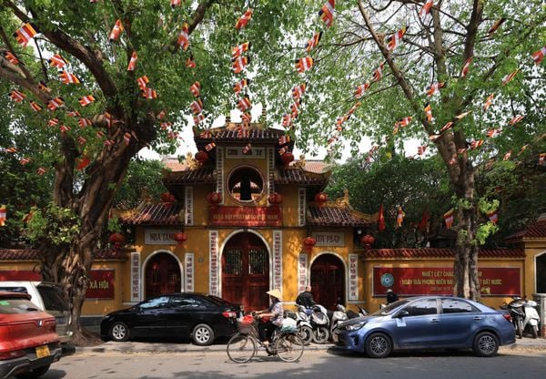 tết ở hà nội đi đâu chơi