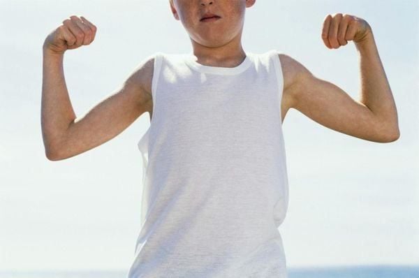 Dấu hiệu ngừng phát triển chiều cao ở nam