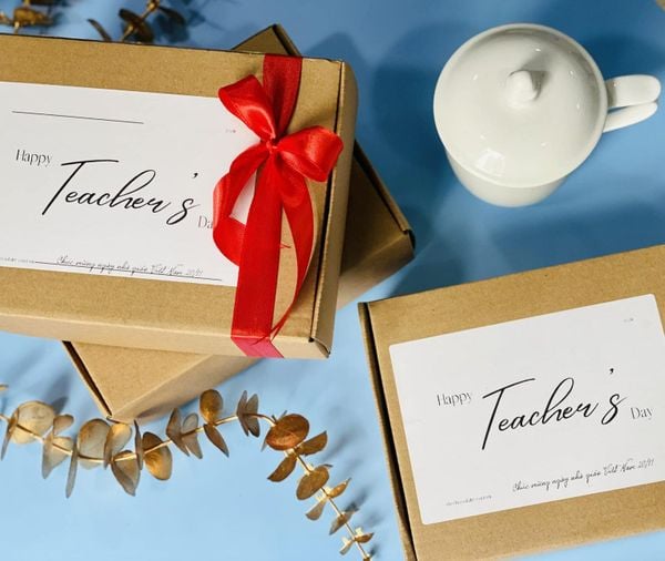 tặng quà cho cô giáo dịp 20/11