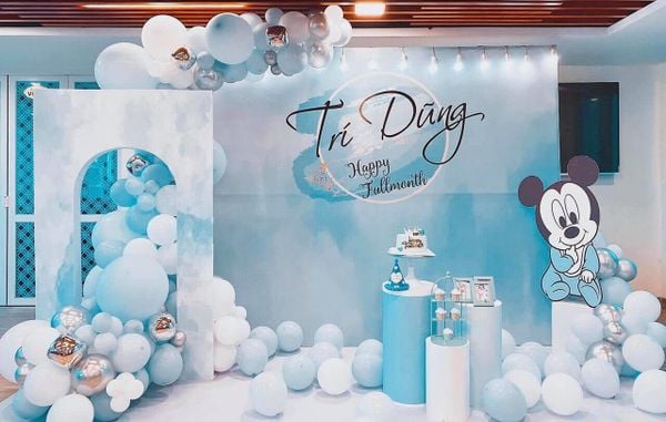 Ý tưởng decor bóng bay và backdrop để chụp hình cho tiệc sinh nhật của bé