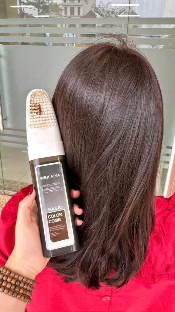 Dầu gội phủ bạc Weilaiya có lựa chọn màu nâu rất được chị em ưa chuộng