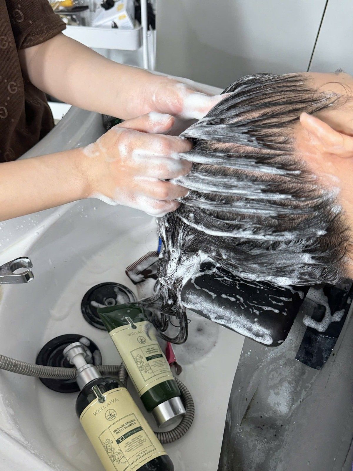 Dầu gội gừng Weilaiya là bí kíp dưỡng tóc được các chị em tin dùng