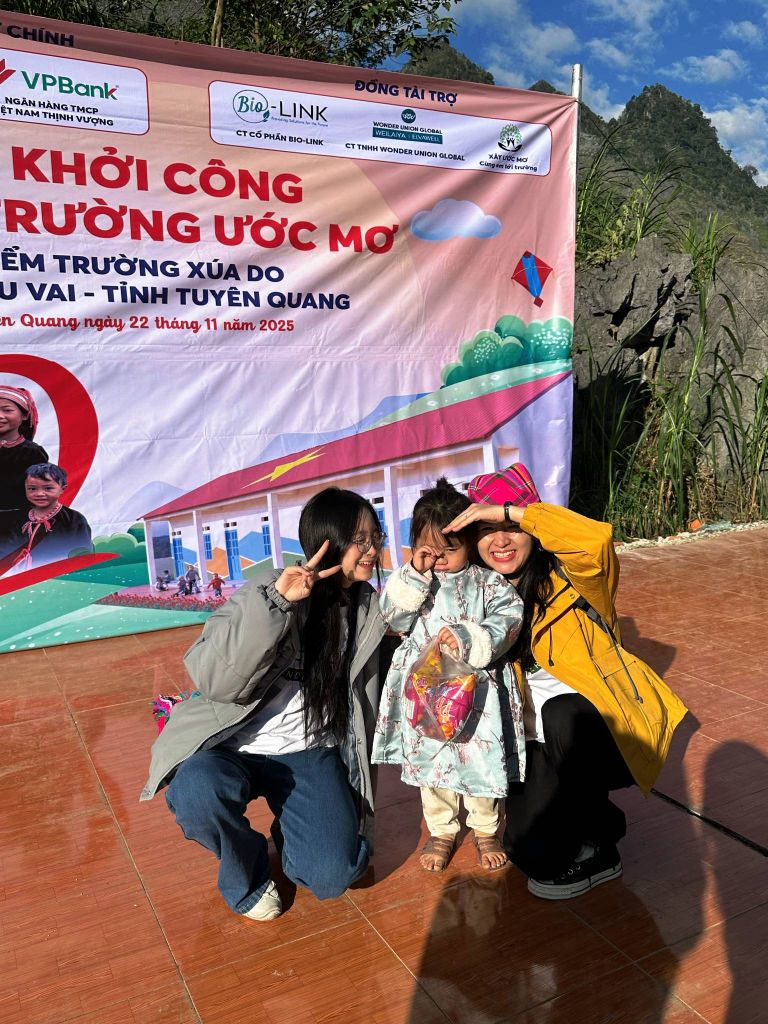 Chặng 4 - tiếp tục khẳng định cam kết của Weilaiya dành cho giáo dục vùng cao