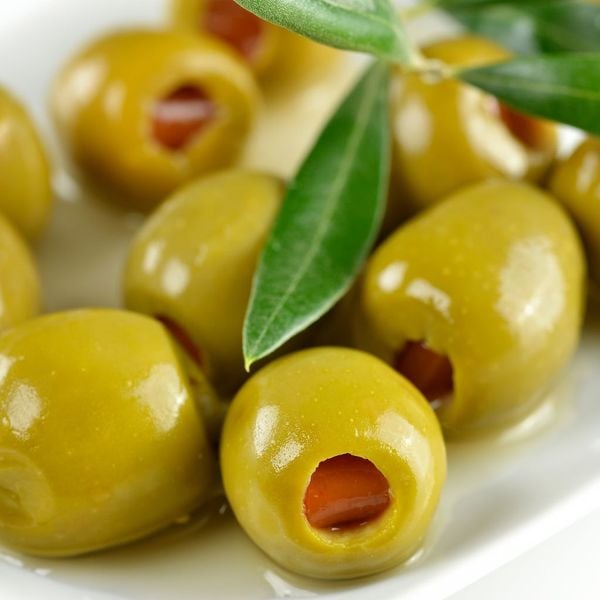 Oliu xanh với sự giòn nhẹ và tươi mới