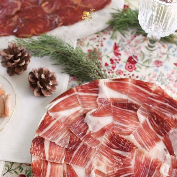 thit-muoi-iberico-mon-an-signature-dip-giang-sinh