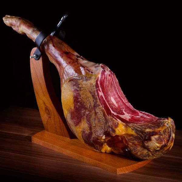 dui-heo-muoi-tinh-hoa-cua-truyen-thong