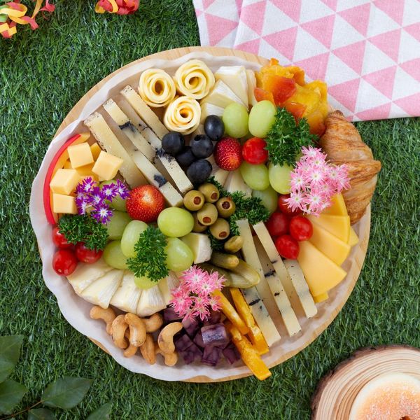 cheese-charcuterie-board