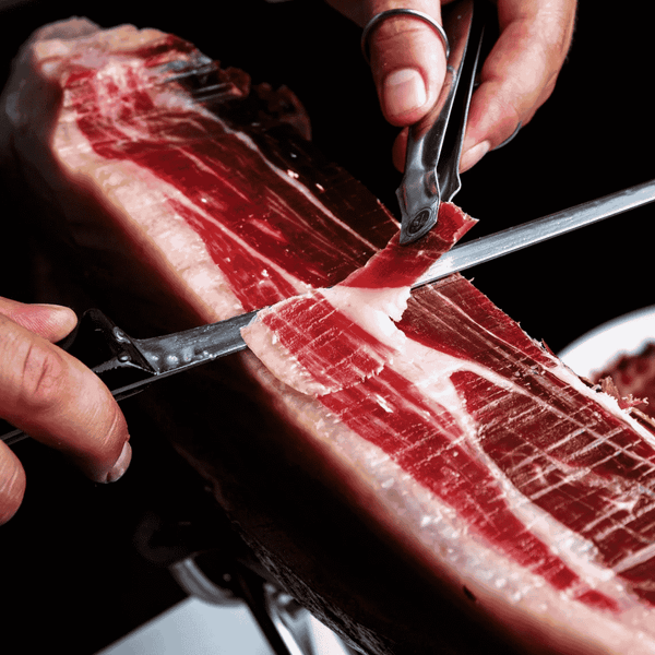 dui-heo-muoi-iberico-tiec-cuoi