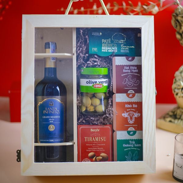 hop-qua-tet-du-day-gian-di