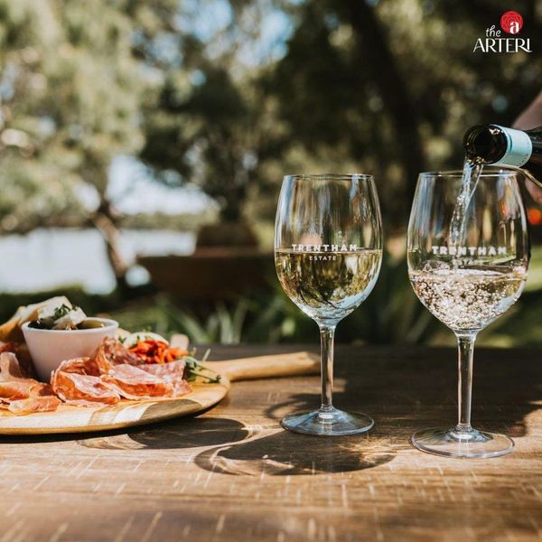 vang-trang-trentham-estate-nho-chardonnay