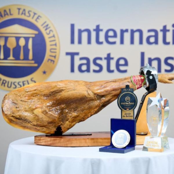 hop-qua-dui-heo-muoi