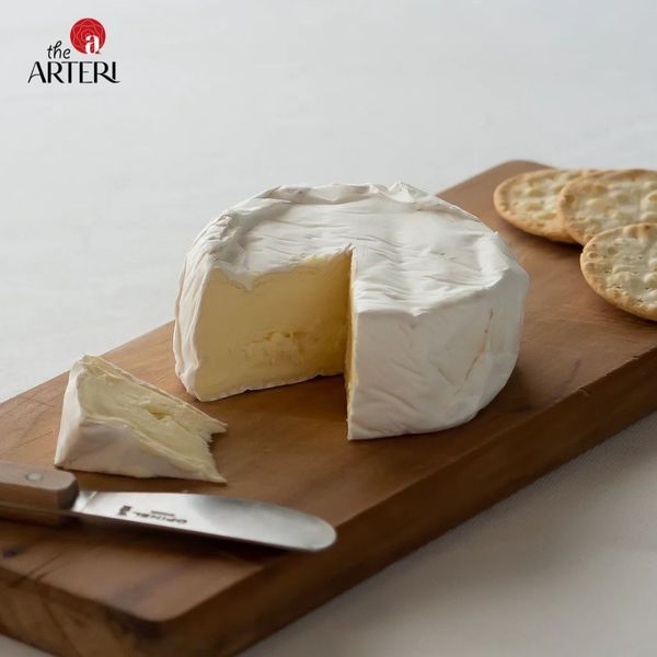 Những loại phô mai béo nên tránh khi dùng với vang ngọt