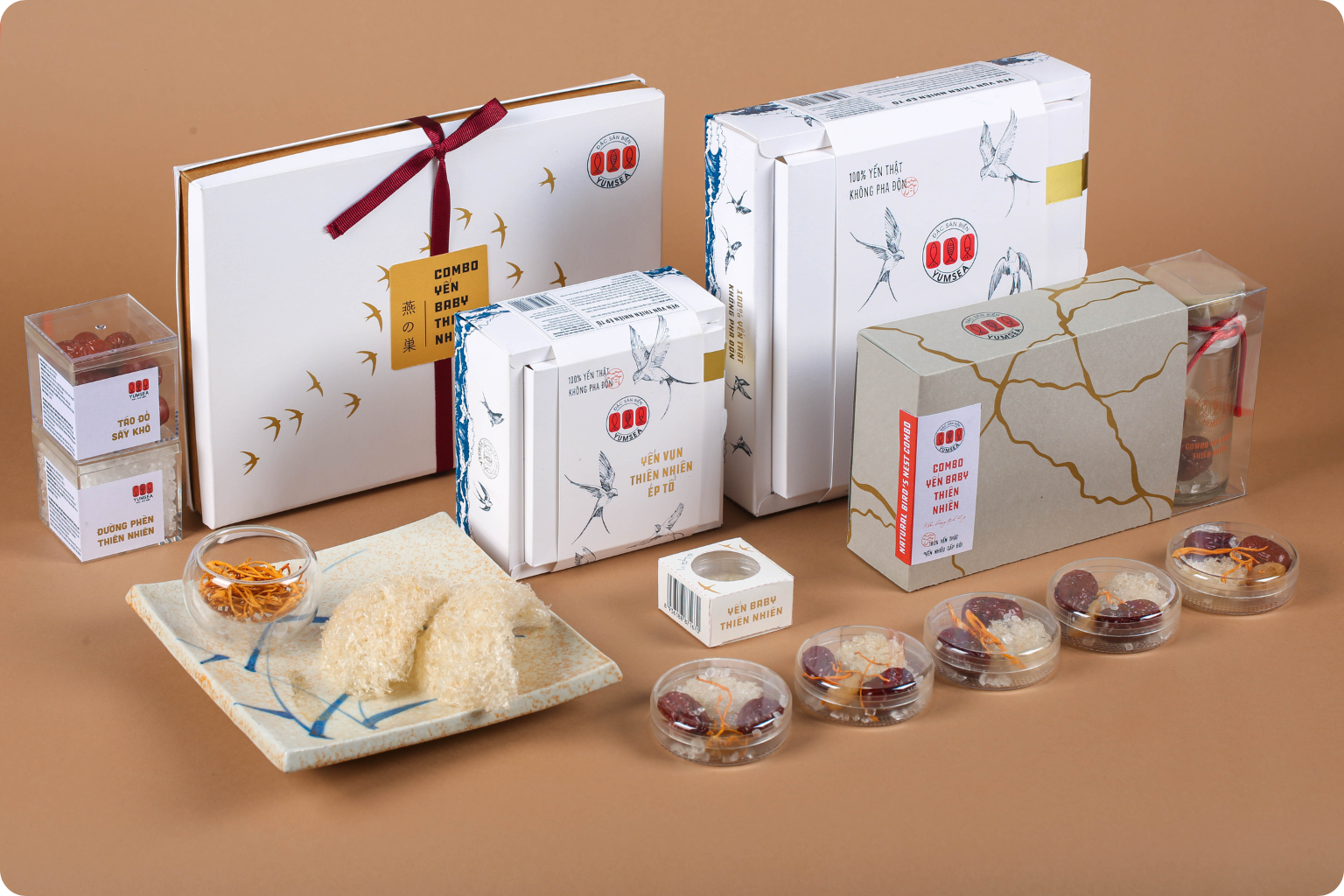 qua tang dac san cuoi nam