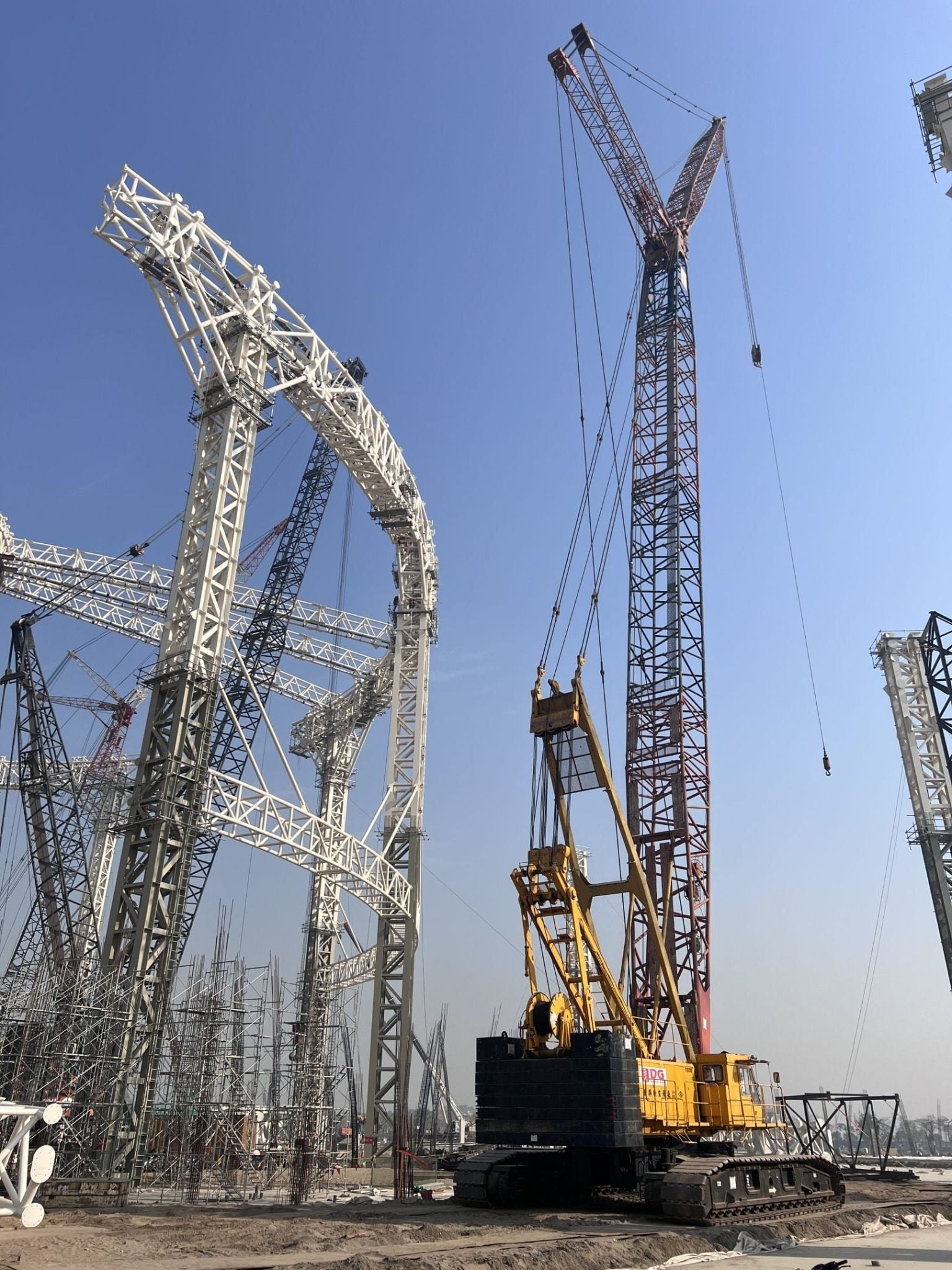 Báo giá cập nhật thuê cẩu xích theo tháng 2026