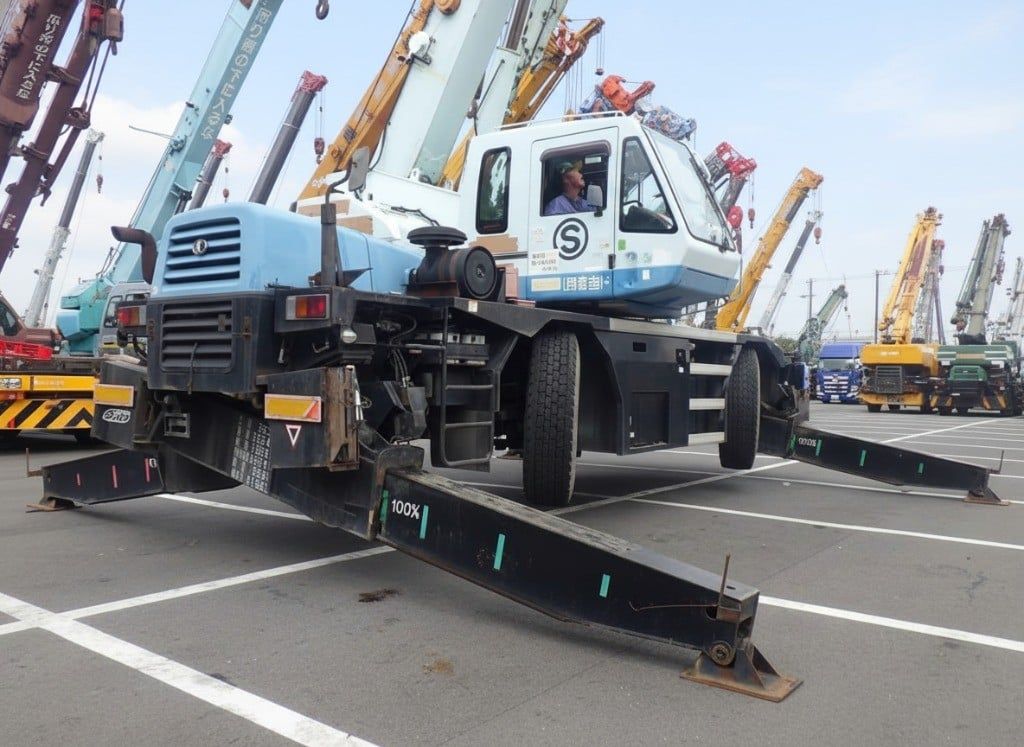 Kato KR-25H-V6 2007