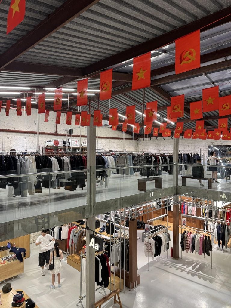 The Raw Compound Hà Nội: Tổ hợp thời trang 700m² với 30 local brand