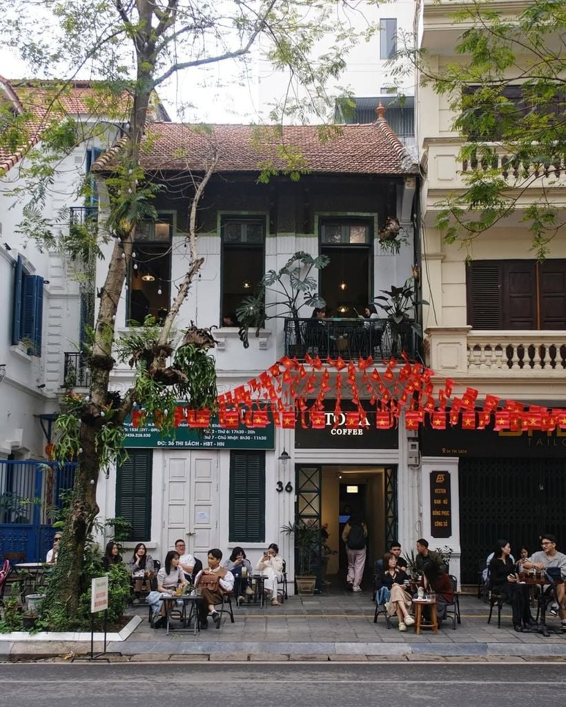Quán cafe mở xuyên Tết 2026 tại Hà Nội view đẹp check-in đầu năm