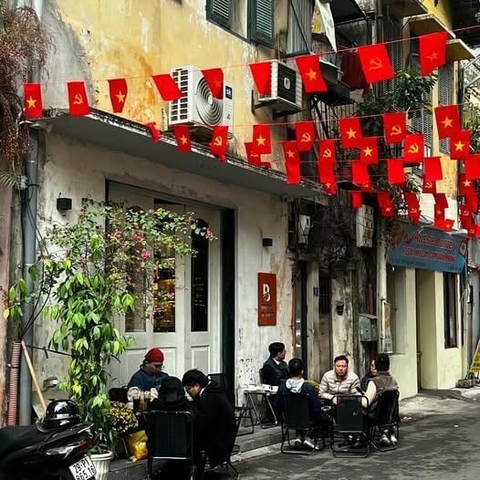 Quán cafe mở xuyên Tết 2026 tại Hà Nội view đẹp check-in đầu năm