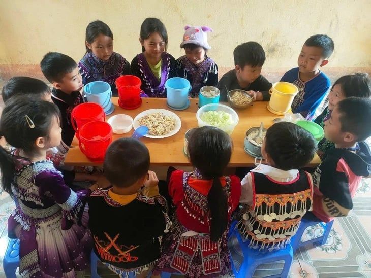 Hình ảnh minh họa nghi vấn minh bạch tài chính dự án thiện nguyện Nuôi Em