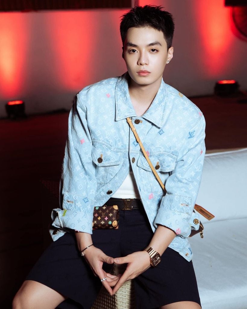 Hotgirl Diệp Phương Linh vướng drama tình ái với rapper Negav