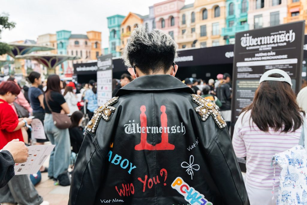 Outfit concert G-Dragon 2025 Hà Nội – Fan cháy hết mình tại Übermensch Hanoi