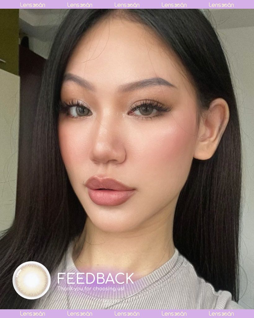 Lens DEAR BROWN OLENS màu nâu hạt dẻ pha ánh vàng nhẹ, ảnh chụp lens trong ánh sáng tự nhiên.