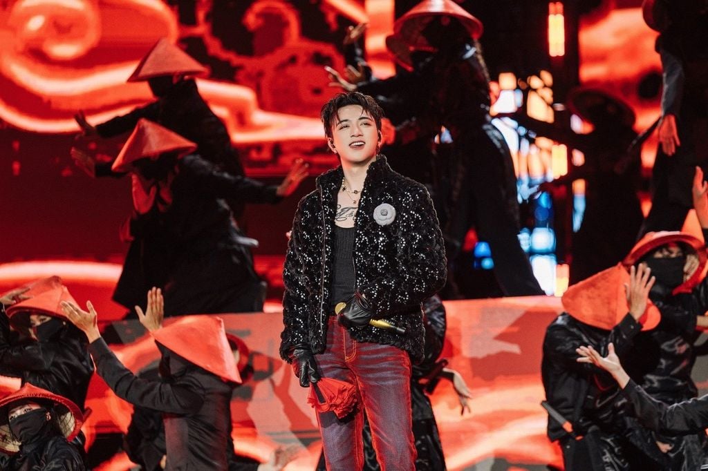 Phân tích drama SOOBIN – fan can thiệp sân khấu thần tượng