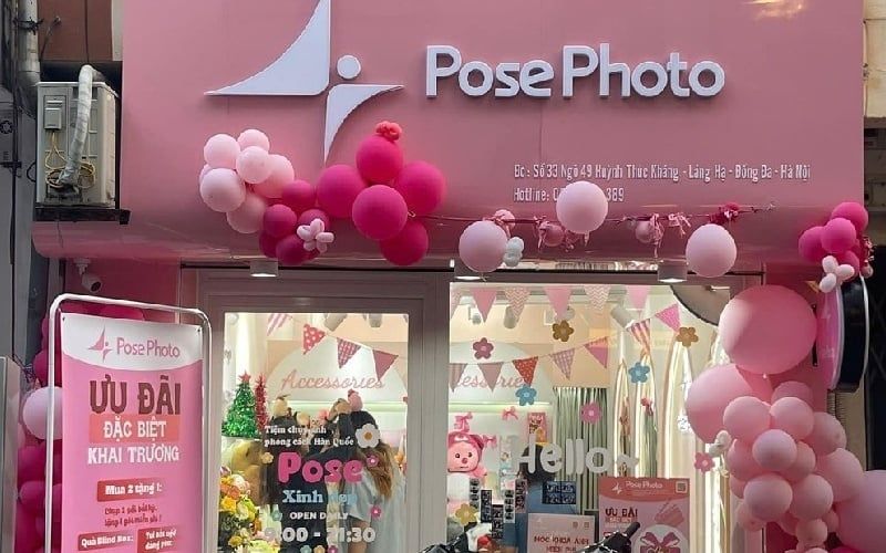 Pose Photo – Photobooth tông hồng pastel, vibe Hàn Quốc tại Hà Nội