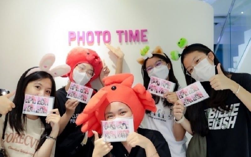 Photo Time – Photobooth đa phòng concept, tone tự nhiên tôn da tại Hà Nội