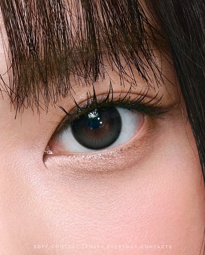 Rain Black OLENS – Lens đen giãn tròng ánh bạc highlight Hàn Quốc tại Lens Xoắn