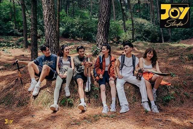 Joy Studio – Concept kỷ yếu độc lạ tại Hà Nội