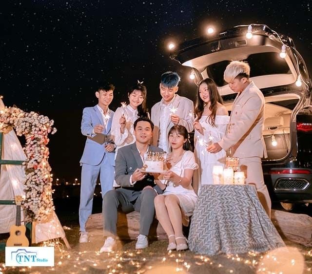 TNT Studio – Hơn 50 concept kỷ yếu độc quyền