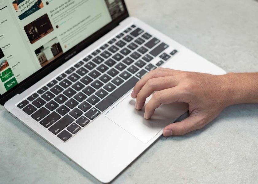 Các thao tác Trackpad cơ bản trên MacBook cho người mới