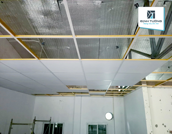 tam-xi-mang-lam-tran-noi