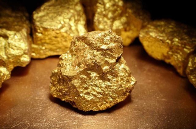 What Is Raw Gold? How to Buy and Sell Gold for the Highest Profit