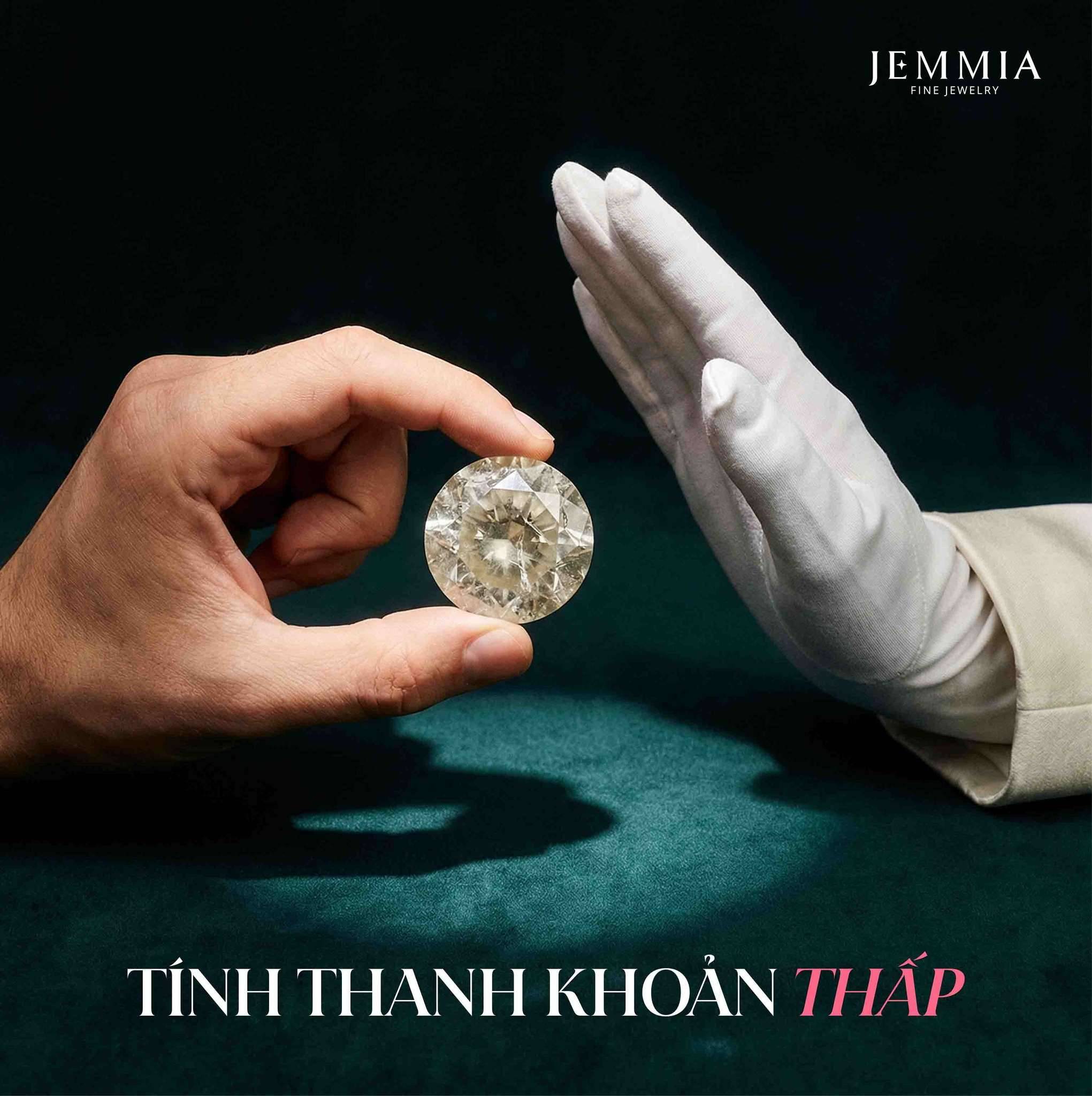 Những rủi ro khi mua kim cương tiêu chuẩn thấp