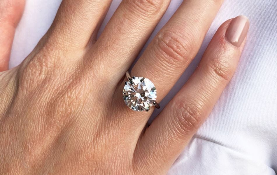 Kim cương 6 carat giá bao nhiêu