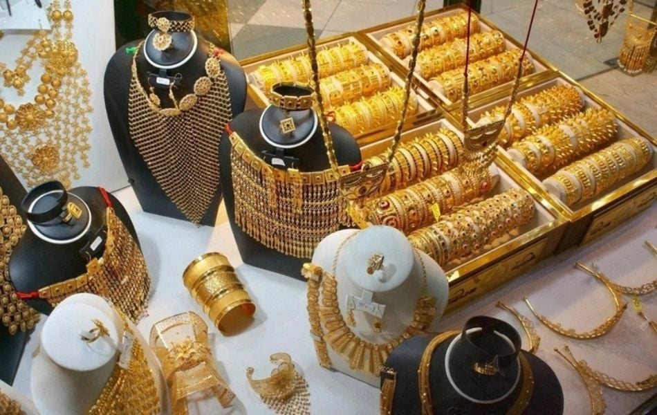 quy định trong nước và quốc tế khi đem vàng lên máy bay