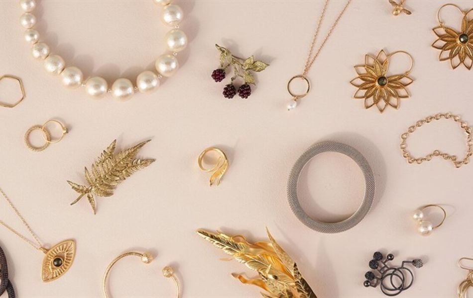 Bí quyết bảo vệ trang sức vàng và kim cương khi đi máy bay