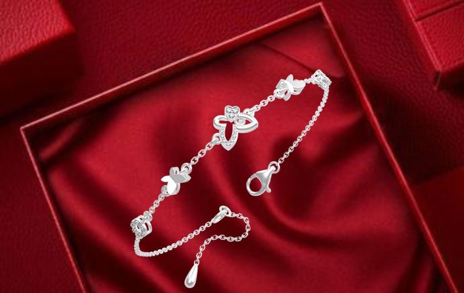Lắc tay cánh bướm