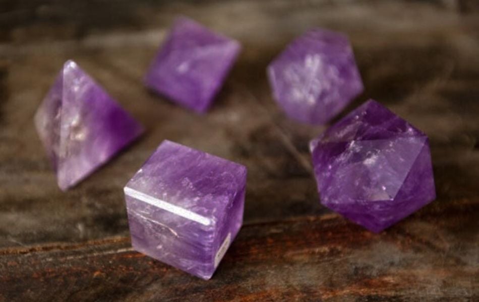 đá quý cho mẹ bầu