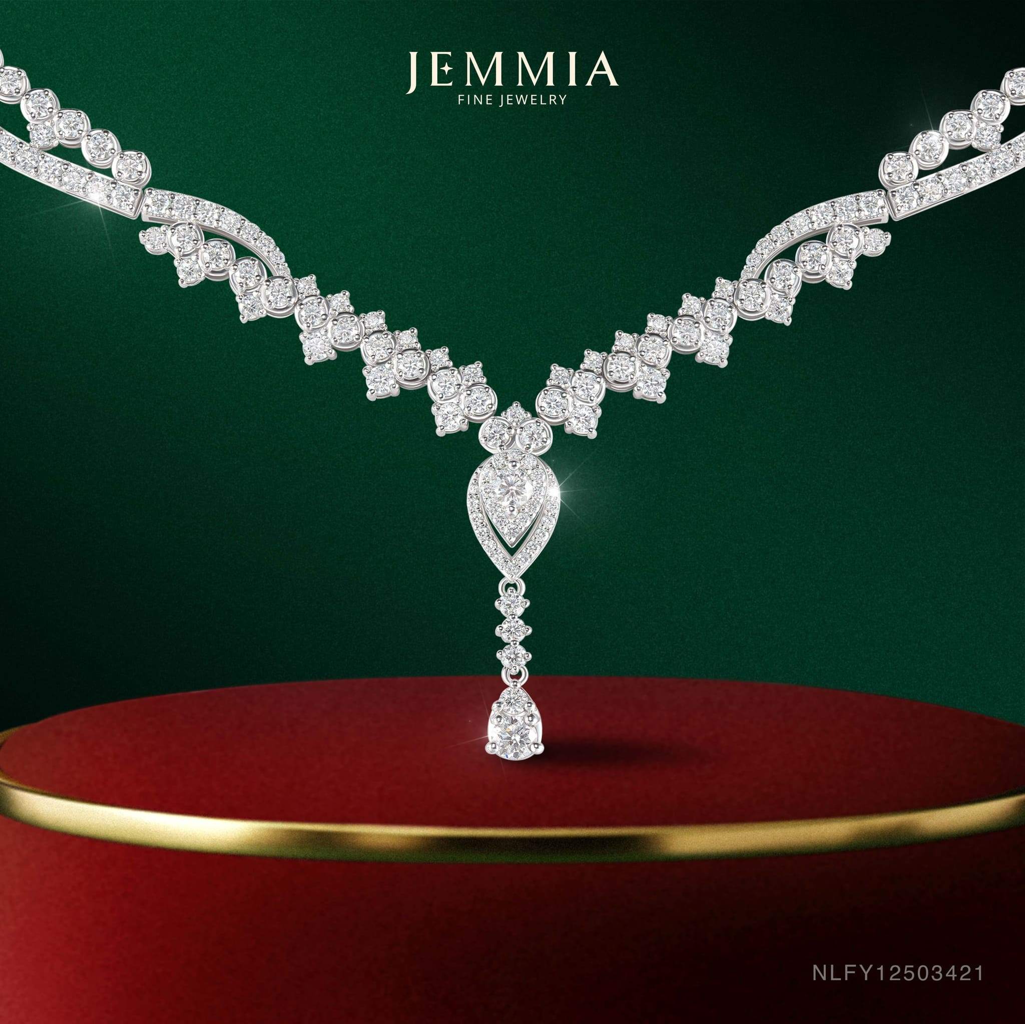 Mặt dây chuyền kim cương 