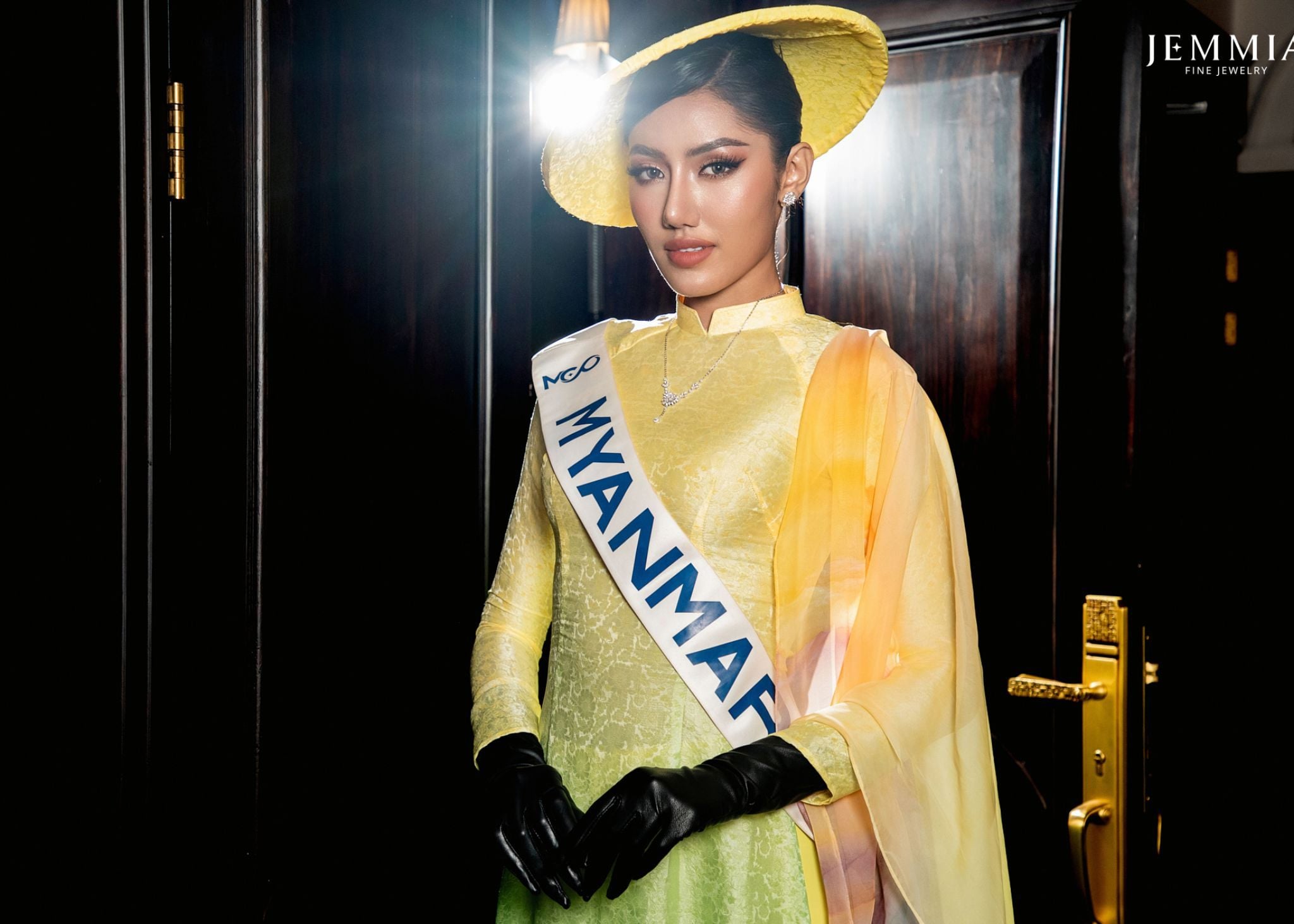 trang sức kim cương jemmia rực rỡ tại miss cosmo