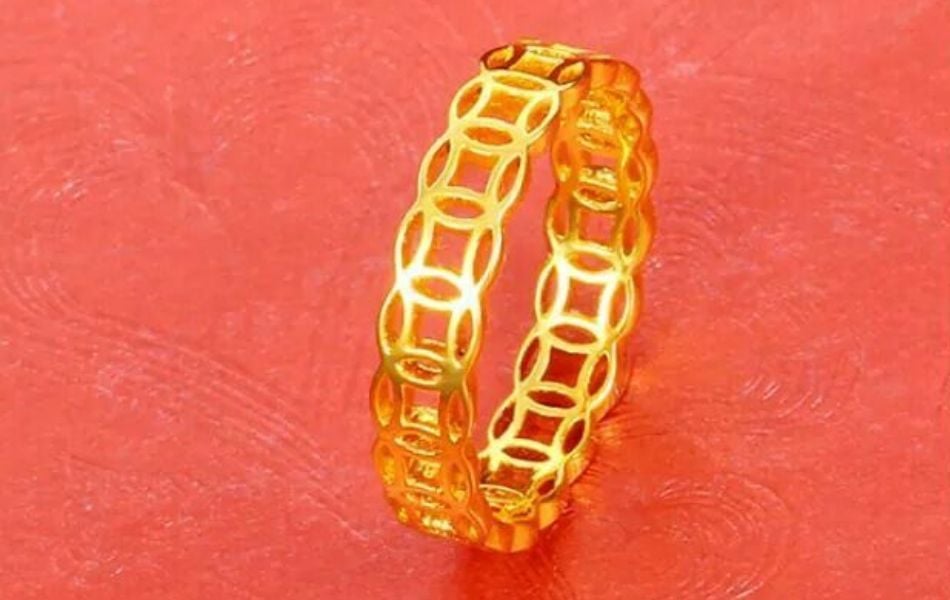 Tại sao nhẫn kim tiền vàng 18k được yêu thích