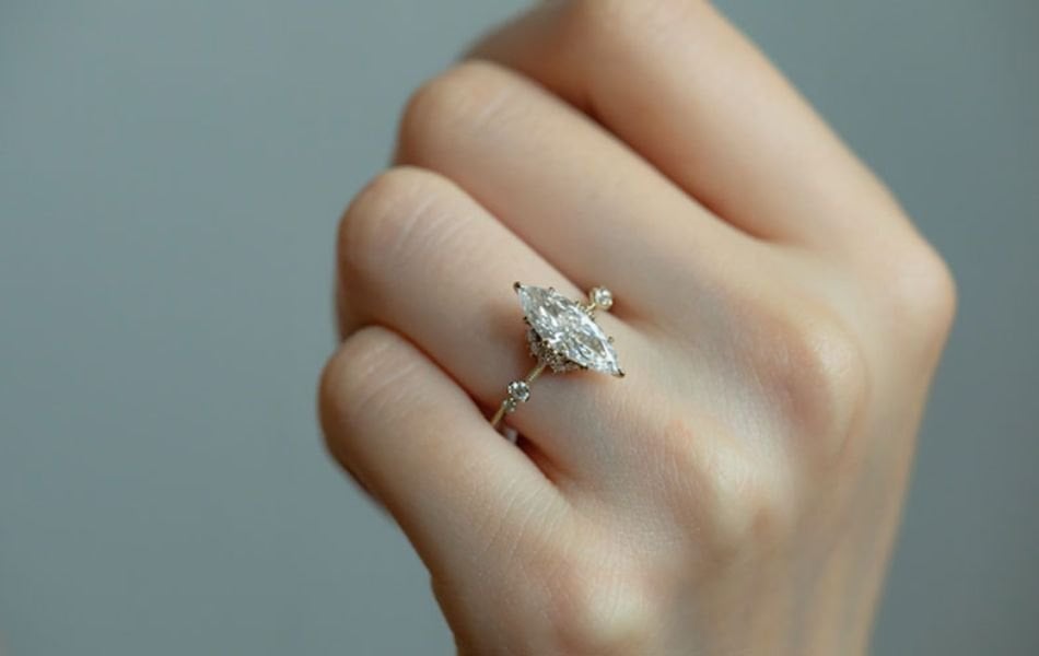 Trang sức ứng dụng với kim cương Marquise