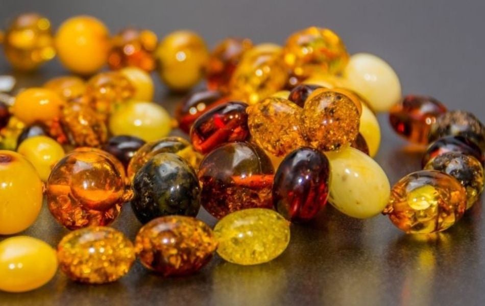 hổ phách mật lạp là gì