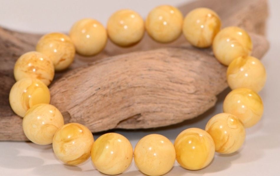 hổ phách mật lạp là gì