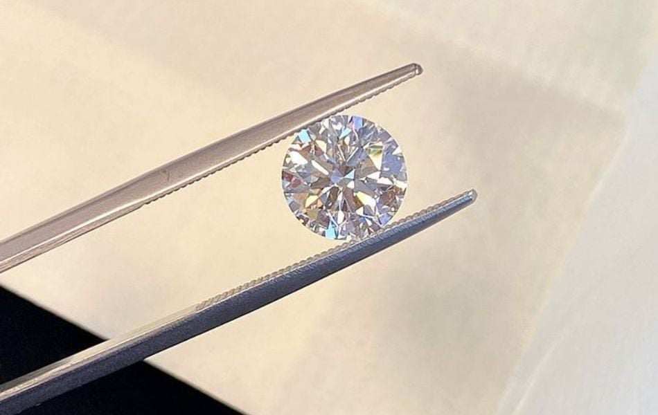 Các yếu tố quyết định giá trị hột xoàn 7 ly 9